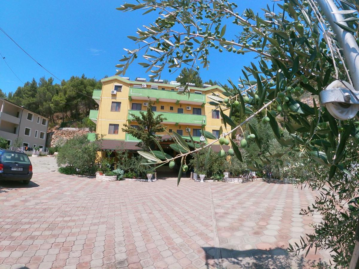 Hotel Bolonja Shëngjin Extérieur photo