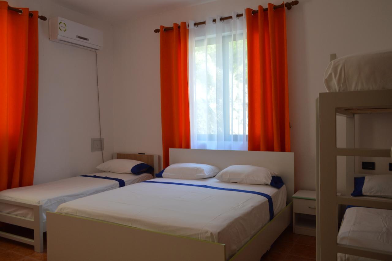 Hotel Bolonja Shëngjin Extérieur photo