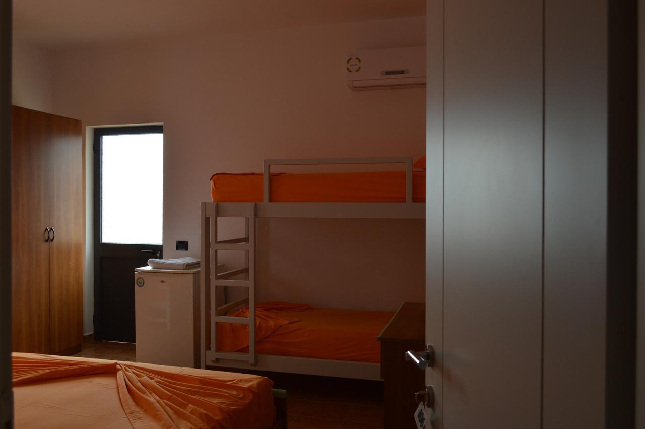Hotel Bolonja Shëngjin Extérieur photo